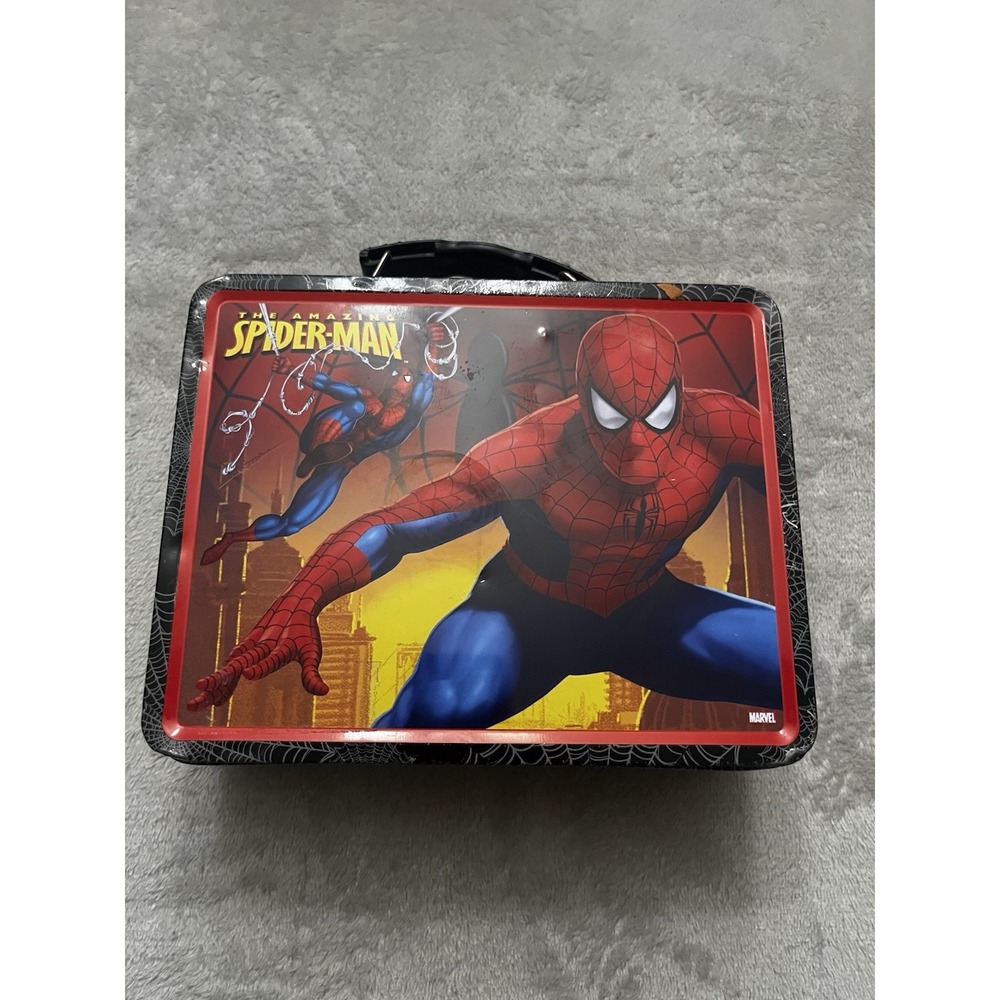 Marvel The Amazing Spiderman Metal Lunch Box